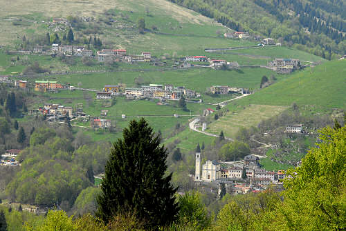 Valbrenta Canal Di Brenta Sentiero Del Vu Da Londa Di Valstagna Al Col