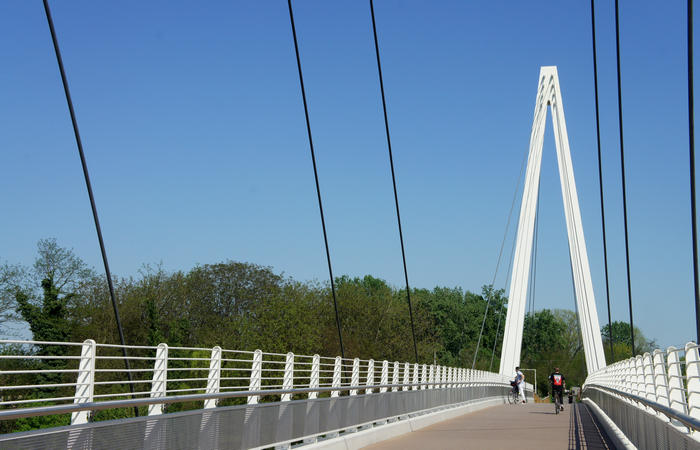 ponte ciclo-pedonale sul fiume Brenta lungo la Treviso-Ostiglia tra Pieve di Curtarolo e Campo San Martino (Padova)