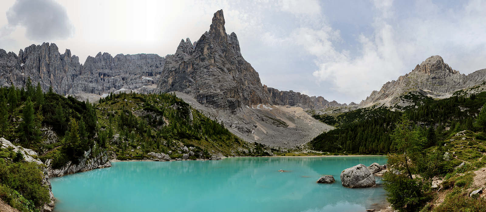 Dolomiti, lago di Sorapis