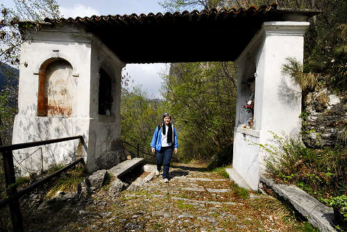 Cismon del Grappa, Valbrenta - la Gusella e la mulattiera della val Goccia