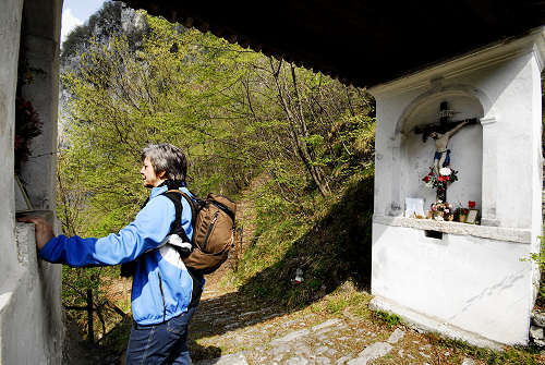 Cismon del Grappa, Valbrenta - la Gusella e la mulattiera della val Goccia