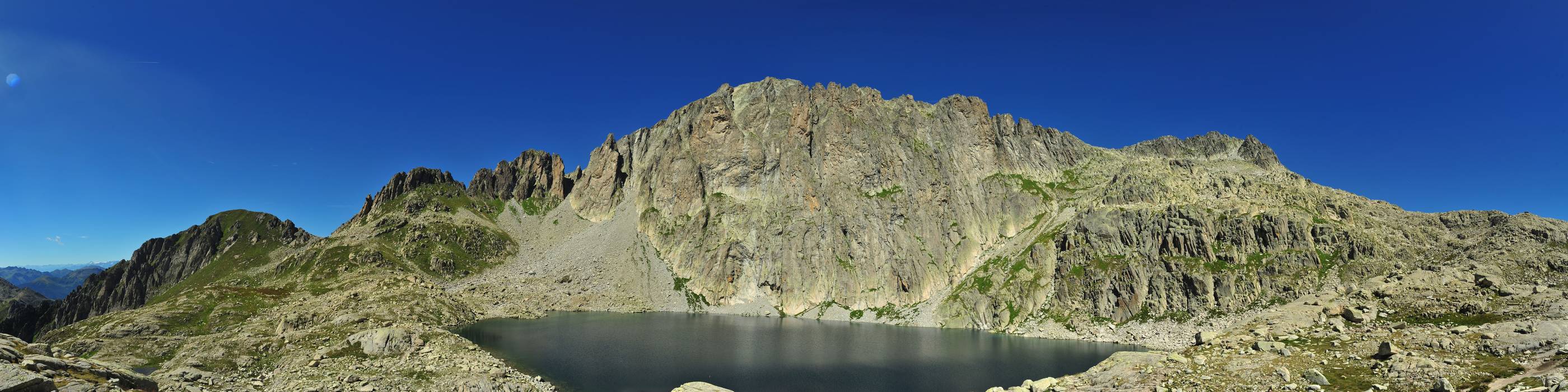 laghetto e Cima d'Asta dal rifugio O.Brentari a Cima d'Asta