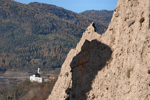 Piramidi di terra a Segonzano in Val Cembra