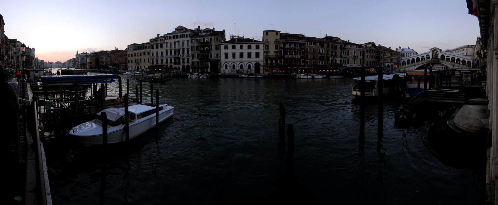 Canal Grande e ponte di Rialto a Venezia