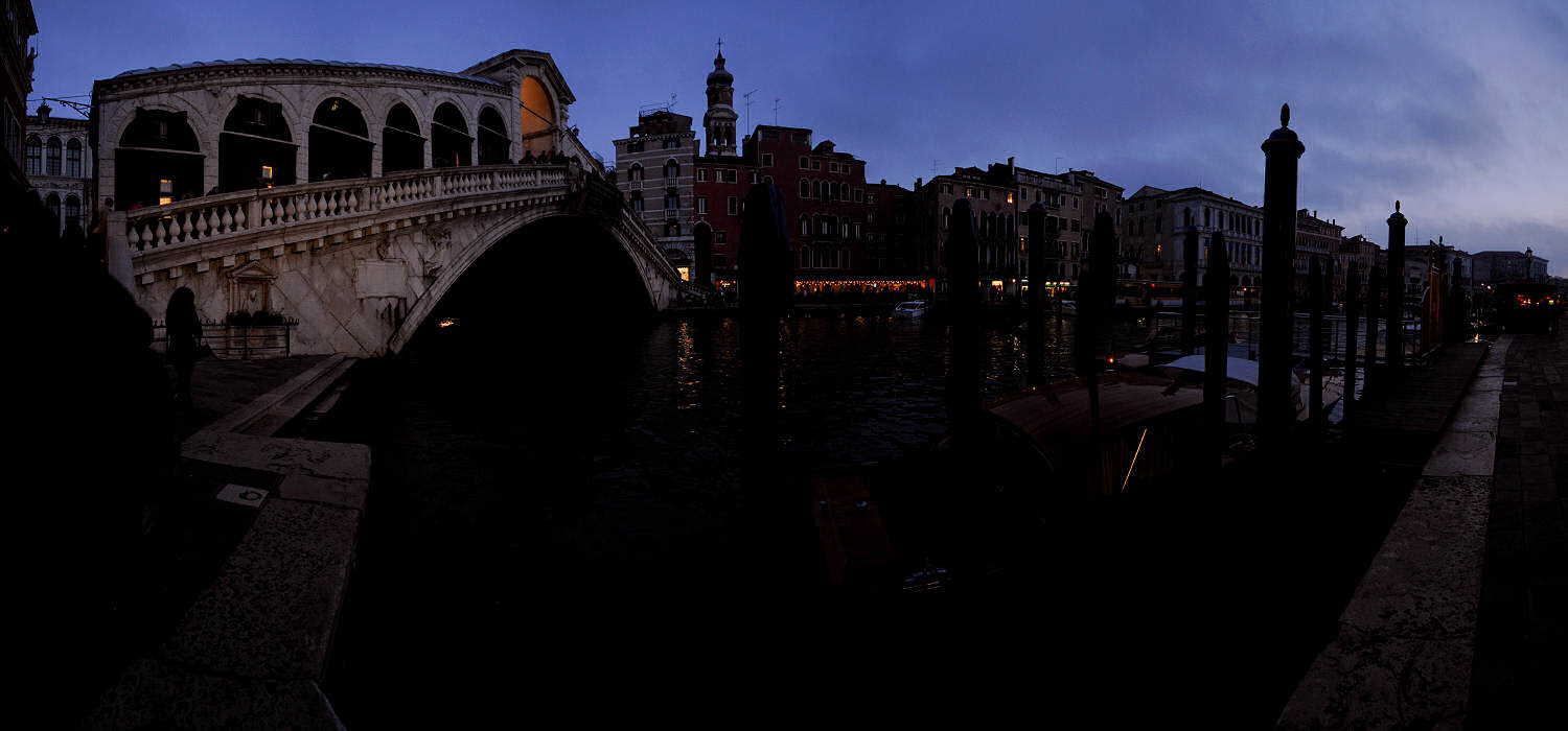 Canal Grande e ponte di Rialto a Venezia