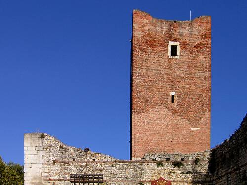 Castello Bellaguardia o Castello di Giulietta - Montecchio Maggiore