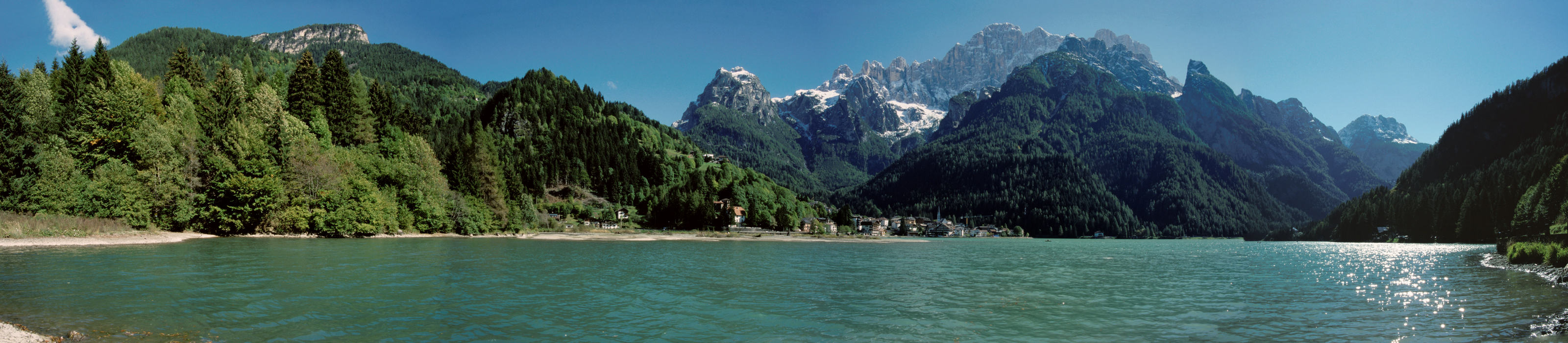 lago di Alleghe e Monte Civetta