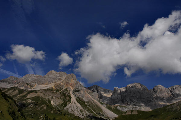 passeggiata dal passo San Pellegrino al rifugio Fociade, Dolomiti alta Valle del Biois Falcade