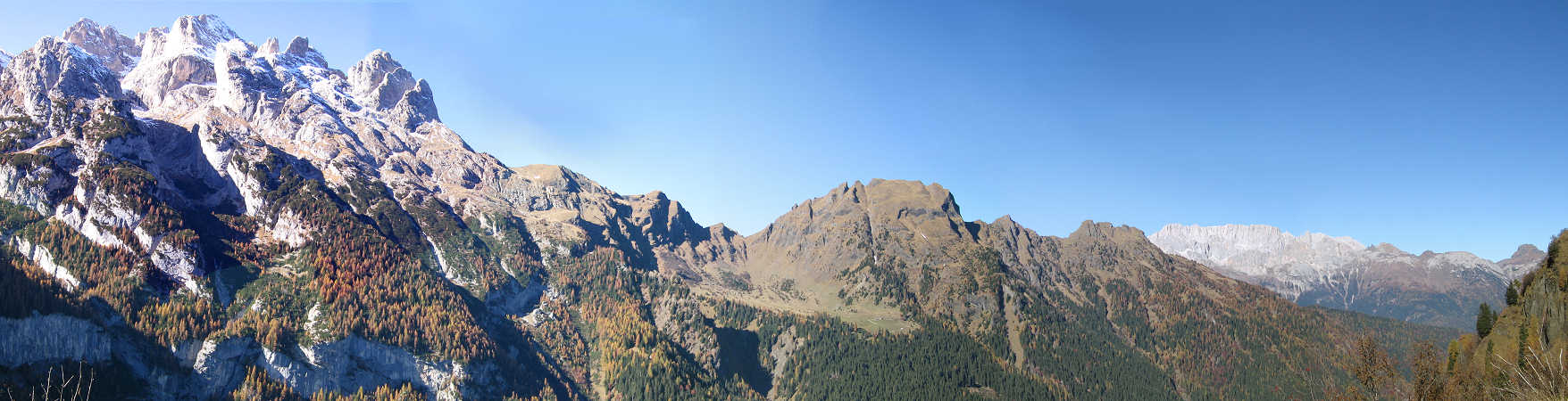 panoramica sui Focobon, Pale di San Martino, da forcella Cesurette