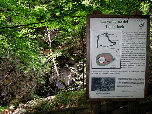 Voragine Tanzerloch a Camporovere di Roana - Val d'Assa