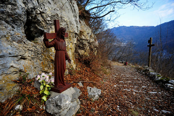 Sentiero della Piovega, Cismon Canal di Brenta Cornale, Fosse, Enego