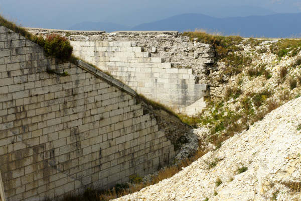 Enego Tombal, ex forte Monte Lisser