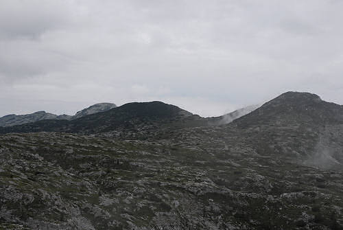 foto escursione storica piazzale Lozze, Caldiera, monte Ortigara, chiesetta Lozze