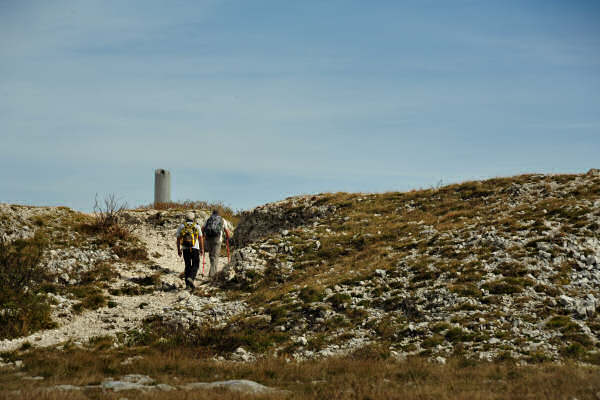 Lozze, Campi Lussi, Valle Agnella, monte Ortigara, chiesetta Lozze