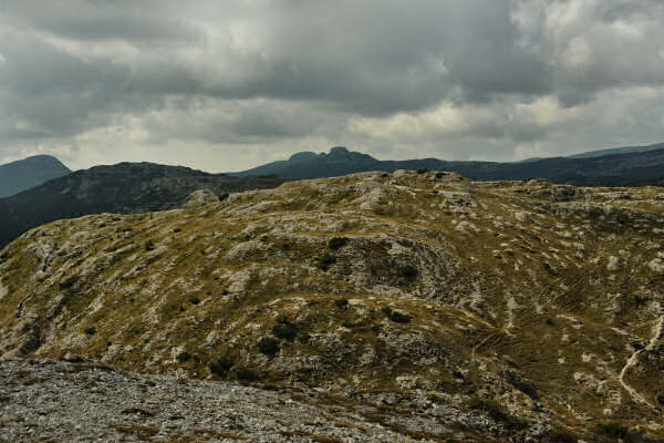 Lozze, Campi Lussi, Valle Agnella, monte Ortigara, chiesetta Lozze
