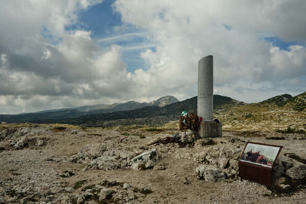 Lozze, Campi Lussi, Valle Agnella, monte Ortigara, chiesetta Lozze