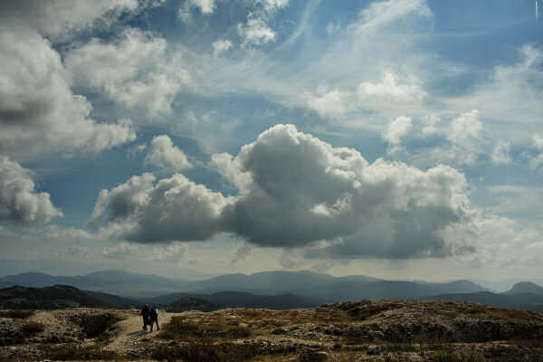 Lozze, Campi Lussi, Valle Agnella, monte Ortigara, chiesetta Lozze