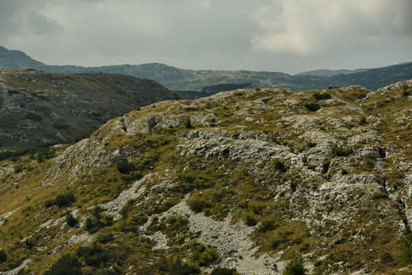 Lozze, Campi Lussi, Valle Agnella, monte Ortigara, chiesetta Lozze