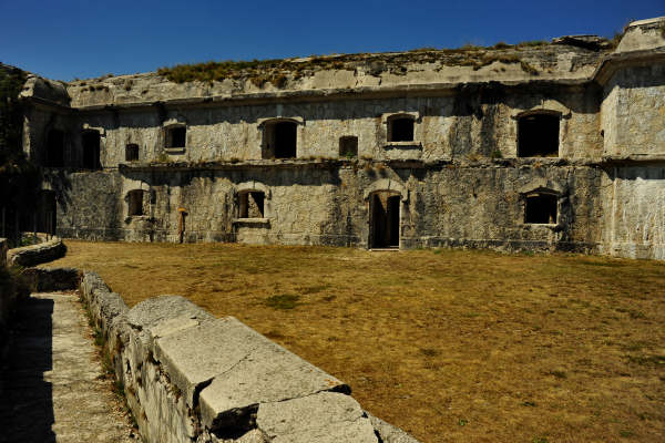 ex Forte Punta Corbin a Tresche-Conca - Asiago, Roana, Valdastico