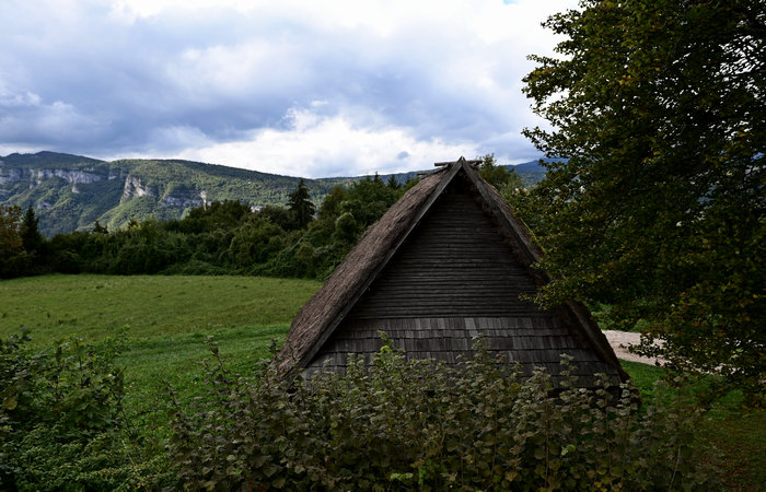 Sito archeologico del Bostel a Castelletto di Rotzo, Altopiano di Asiago Sette Comuni