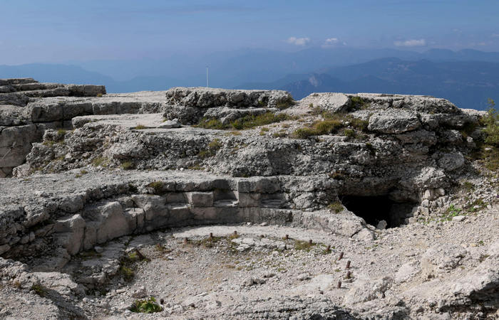 ex forte italiano di Cima Verena a Mezzaselva di Roana, Altopiano di Asiago