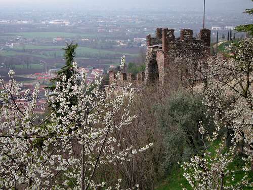 Marostica - sentiero dei Carmini al Castello Superiore