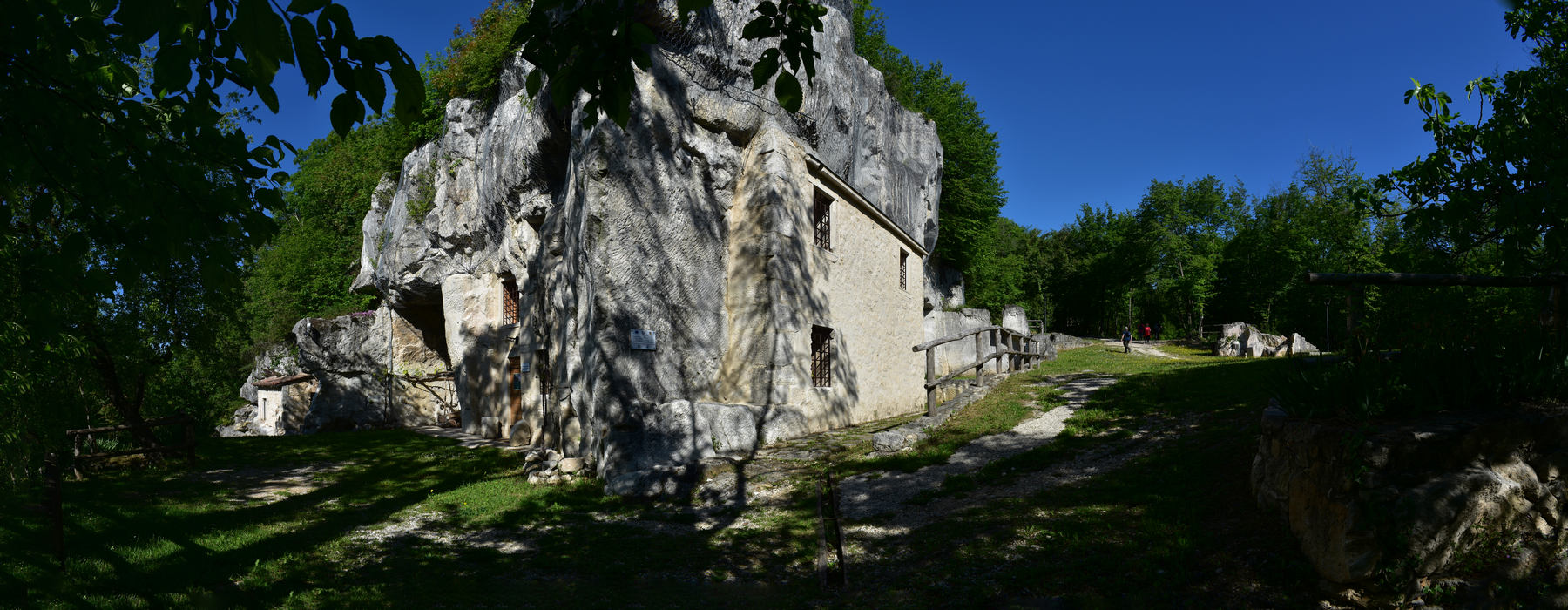Casa rupestre alla Sengia dei Meoni a Zovencedo, nei Monti Berici