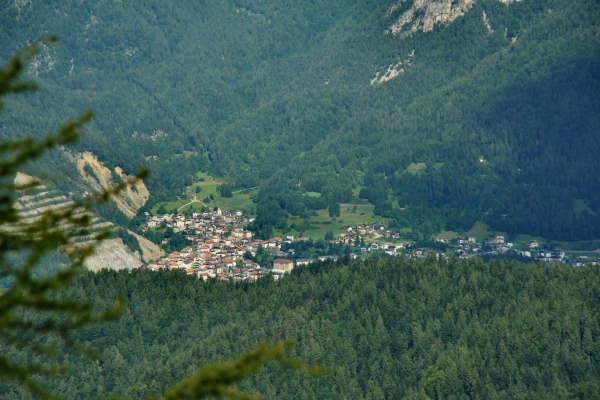 Lorenzago di Cadore, passeggiata dal passo Mauria alla ex Caserma Monte Miaron