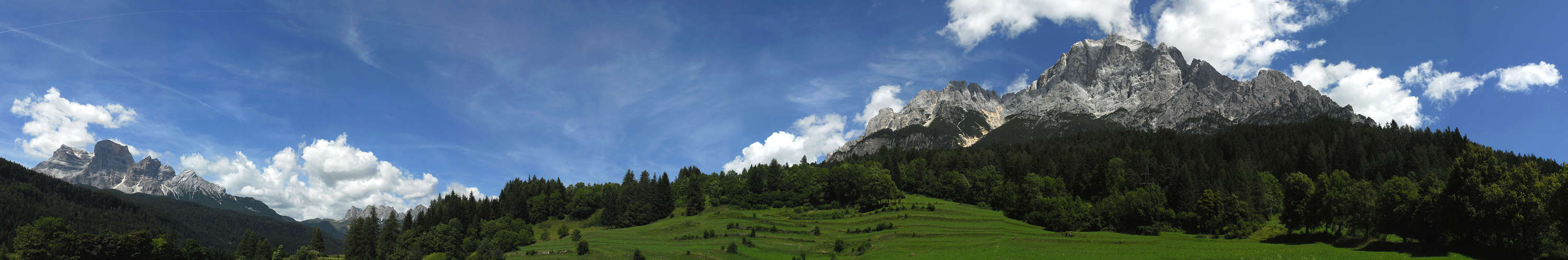 Dolomiti: monte Pelmo e monte Antelao - Val d'Ampezzo