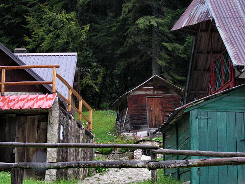Vallorch, Fregona, villaggio Cimbro al Pian Cansiglio