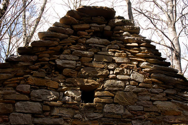 Lago Santa Croce, Farra d'Alpago, Santuario Madonna del Runal