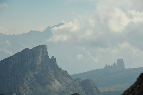 giro dei SetSass con salita a Cima SetSas, passo Valparola rifugio Pralongia