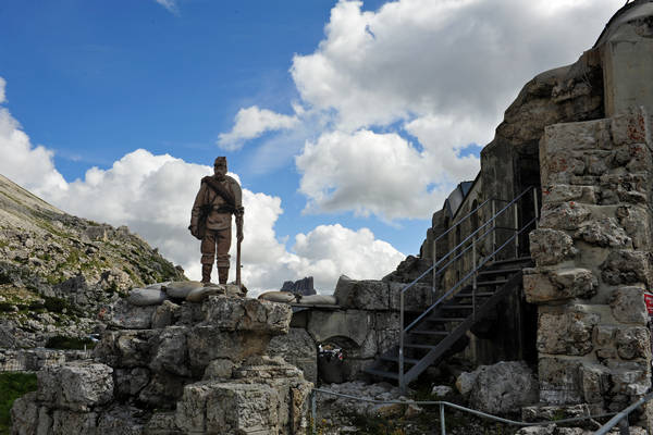 Passo Valparola Forte Tre Sassi, Falzarego Cortina d'Ampezzo