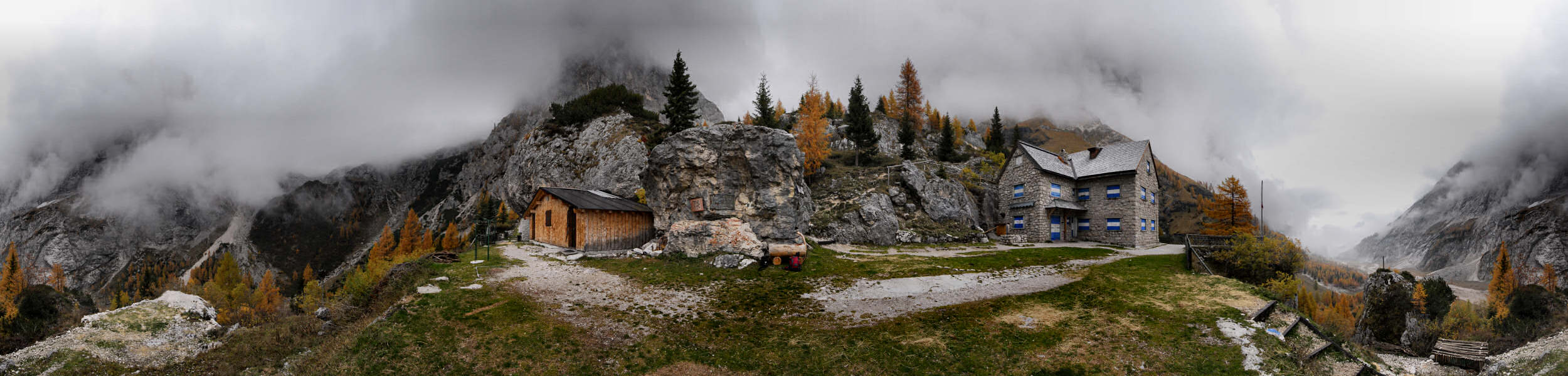 Dolomiti, Marmolada: rifugio O.Falier all'Ombretta