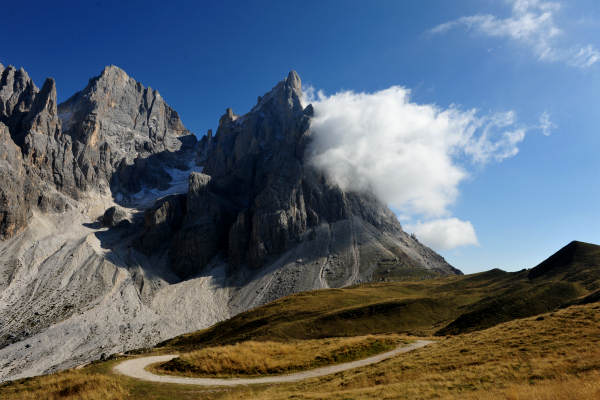 Trekking del Cristo Pensante, passo Rolle