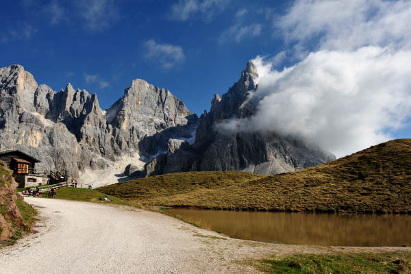 Trekking del Cristo Pensante, passo Rolle