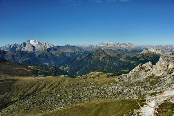 escursuibe Falzarego, Averau, Nuvolau, Cinque Torri