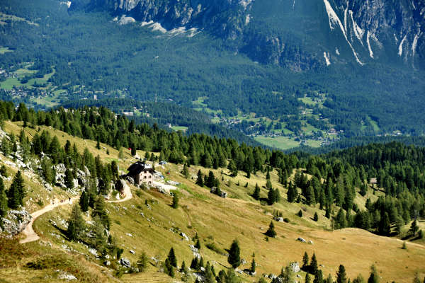 escursuibe Falzarego, Averau, Nuvolau, Cinque Torri