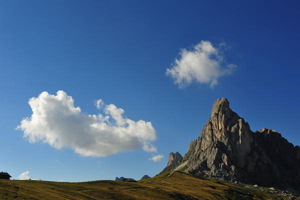 dai pressi del rifugio Nuvolau panorama sulle Dolomiti