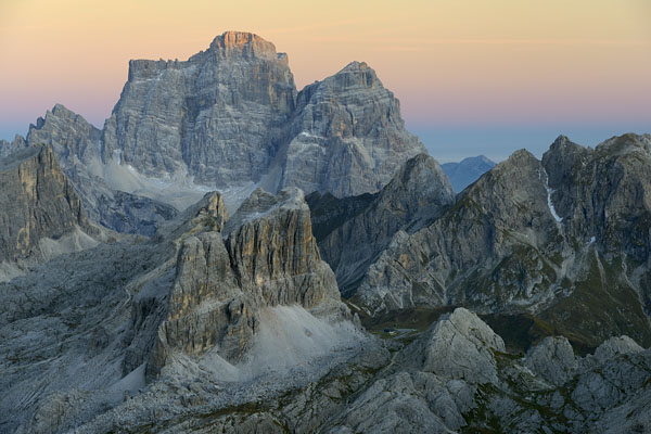 foto alba tramonto nelle Dolomiti dal Lagazuoi Piccolo