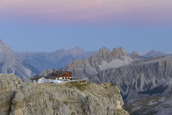 foto alba tramonto nelle Dolomiti dal Lagazuoi Piccolo