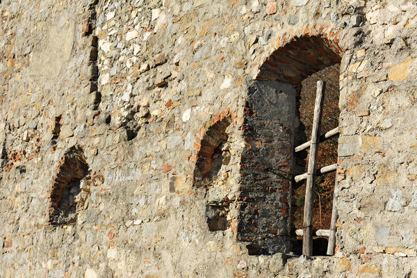 ruderi ex monastero Olivetani sul Monte Venda nei Colli Euganei