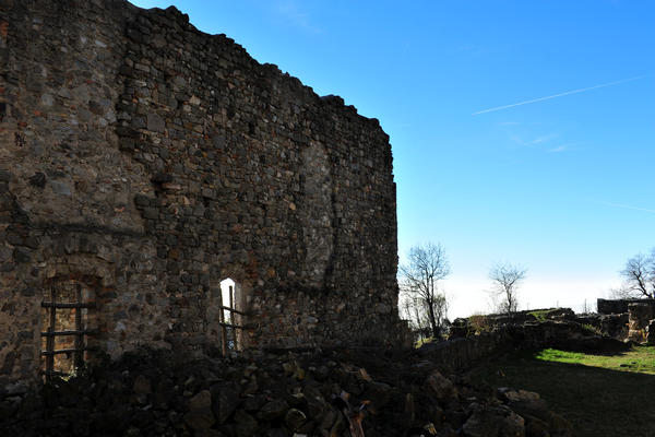 ruderi ex monastero Olivetani sul Monte Venda nei Colli Euganei