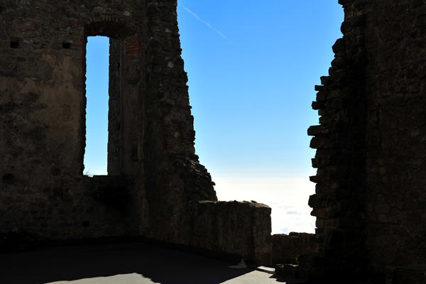ruderi ex monastero Olivetani sul Monte Venda nei Colli Euganei