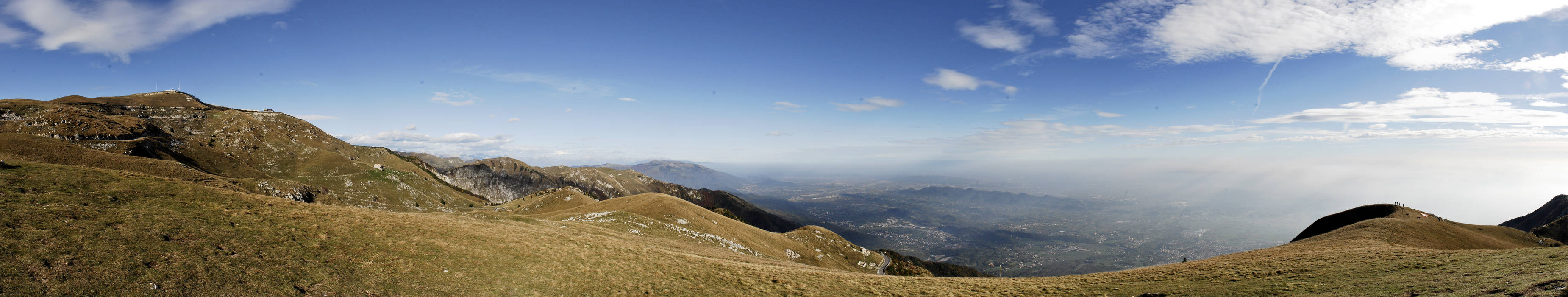 Monte Grappa, cima Grappa e pianura veneta - foto panoramica