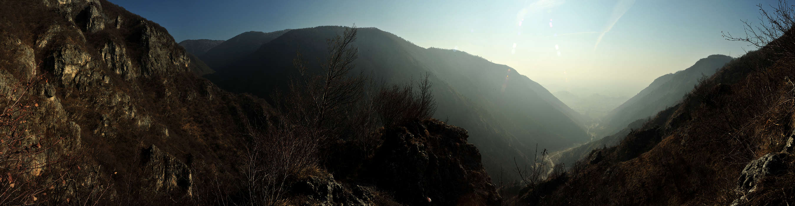 Valle Santa Felicita, sent.53 di Val Noselari - fotografia panoramica