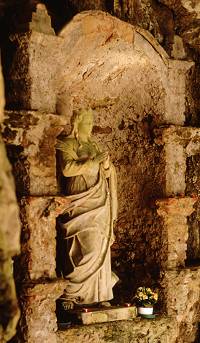 Schievenin - chiesa grotta Santa Barbara