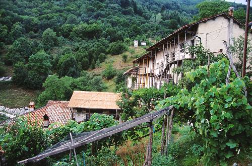 Col dei Bof, Chiesa Nuova San Luigi, Seren del Grappa