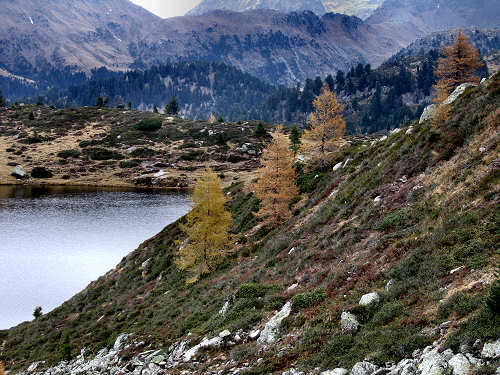 Lago delle Buse in alta Val Cadino al Manghen, Fiemme Lagorai