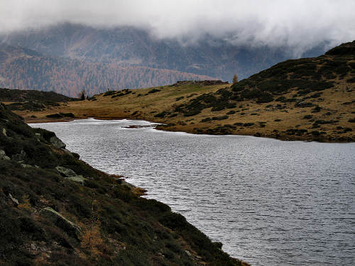 Lago delle Buse in alta Val Cadino al Manghen, Fiemme Lagorai